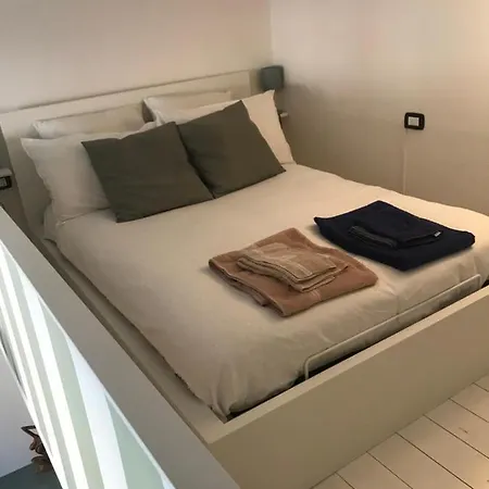 La Casa A Righe ميلان