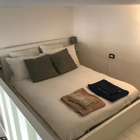 La Casa A Righe ميلان